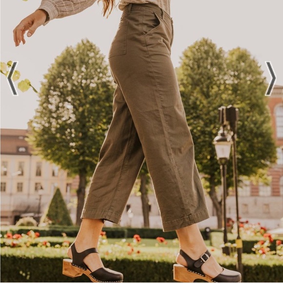 Blu Pepper Day to Day High Waisted Wide Leg Crop Pant - Picture 2 of 7